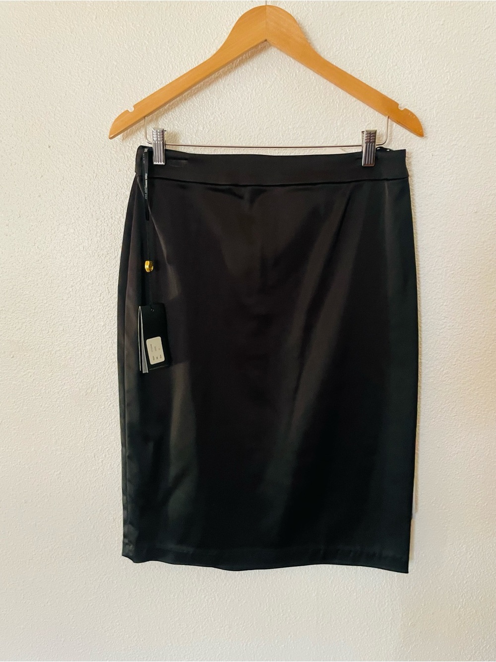 Tadashi Shoji Black Satin Pencil Skirt Size 10 NWT